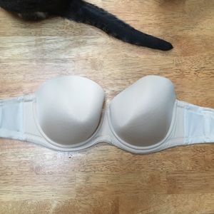 nude strapless bra